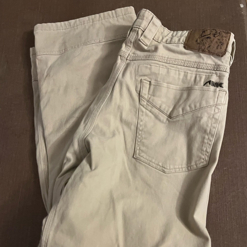 Mountain khaki Brand Pants size 33x32 Classic fit